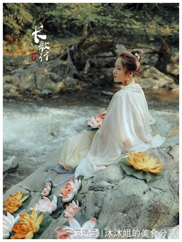 62岁富婆相亲直白：就想找小鲜肉她和男人的想法一样(图11)