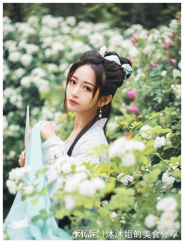 62岁富婆相亲直白：就想找小鲜肉她和男人的想法一样(图13)