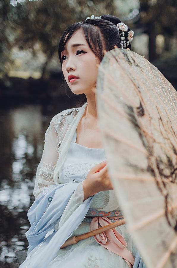 山东女子回村相亲失败高颜值却没人敢要相亲男：娶不起啊！(图13)