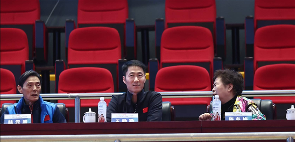 必赢国际打球、交友、游上海这个乒乓球赛把全国的业余高手都吸引来了！(图2)