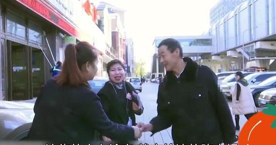 回顾58岁三无大爷相亲想要带着父亲倒插门大妈果断拒绝(图1)