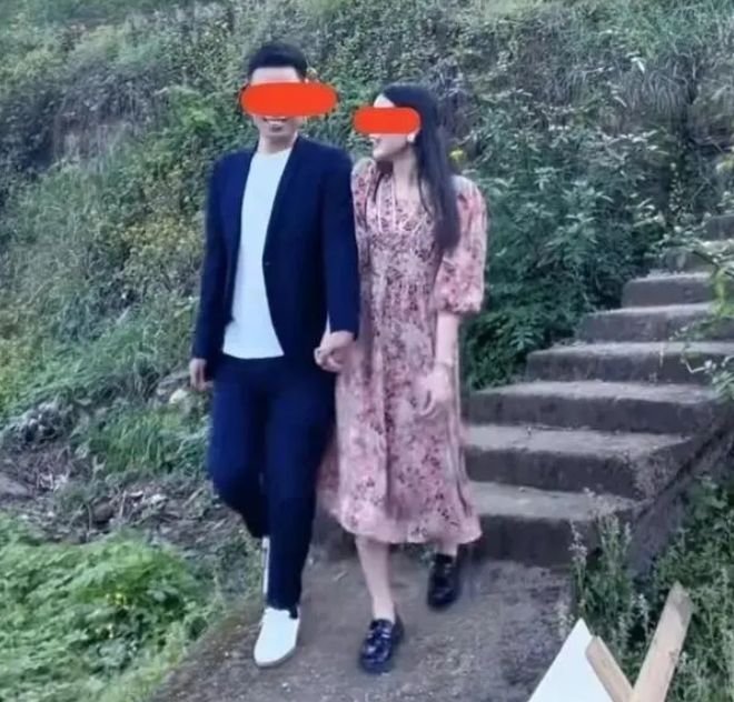 男子被分手后去相亲对相亲对象一见钟情第一次见面就牵手了(图3)
