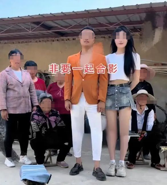 回顾男子和美女相亲一眼沦陷得知工作陷入两难：我该如何选择(图3)