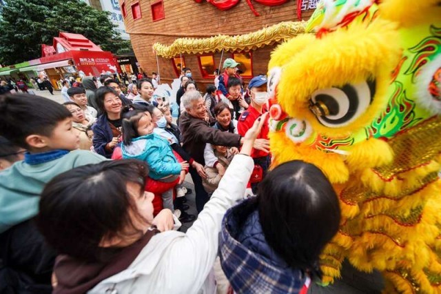 到百年越秀西湖花市“寻缘”广州青年交友活动年味十足(图3)
