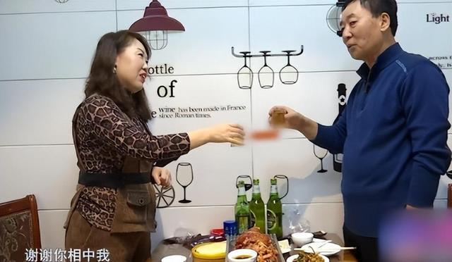 纪实：47岁大姐相亲问61岁大爷要70000大爷：满足你所有需求必赢国际(图10)