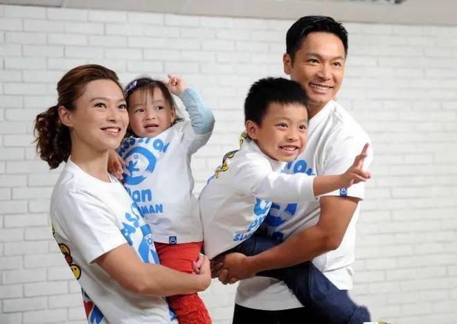 欧倩怡离婚内幕揭秘：交友软件约会六男是婚姻破裂的原因吗？(图5)