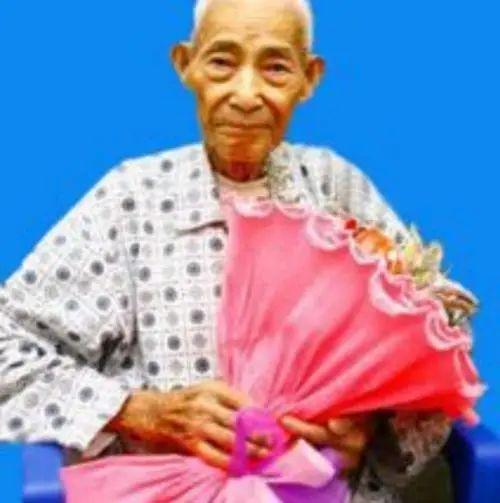 四川八旬老太相亲再婚新婚夜新郎突然说：60年前你就嫁过我(图20)