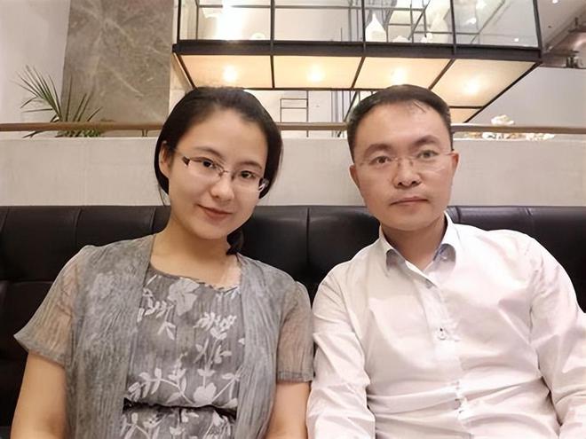 “渐冻人”蔡磊：与妻子相亲两个月后结婚住进ICU妻子暴瘦十斤必赢(图4)