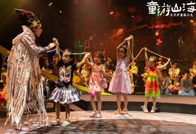 艺术熏陶、避暑、交友一举多得剧场成暑期儿童社交重要场所(图2)