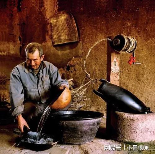 84年我嫌弃相亲女孩长得黑没同意几天后她直接住到我家不走(图1)