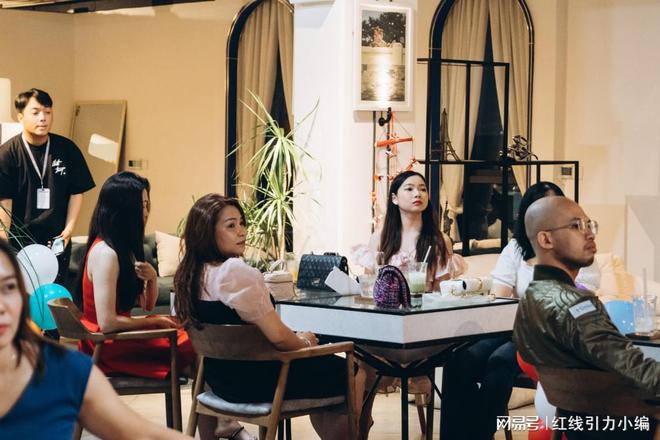 探索长沙的相亲活动：红线引力的社交纽带(图2)