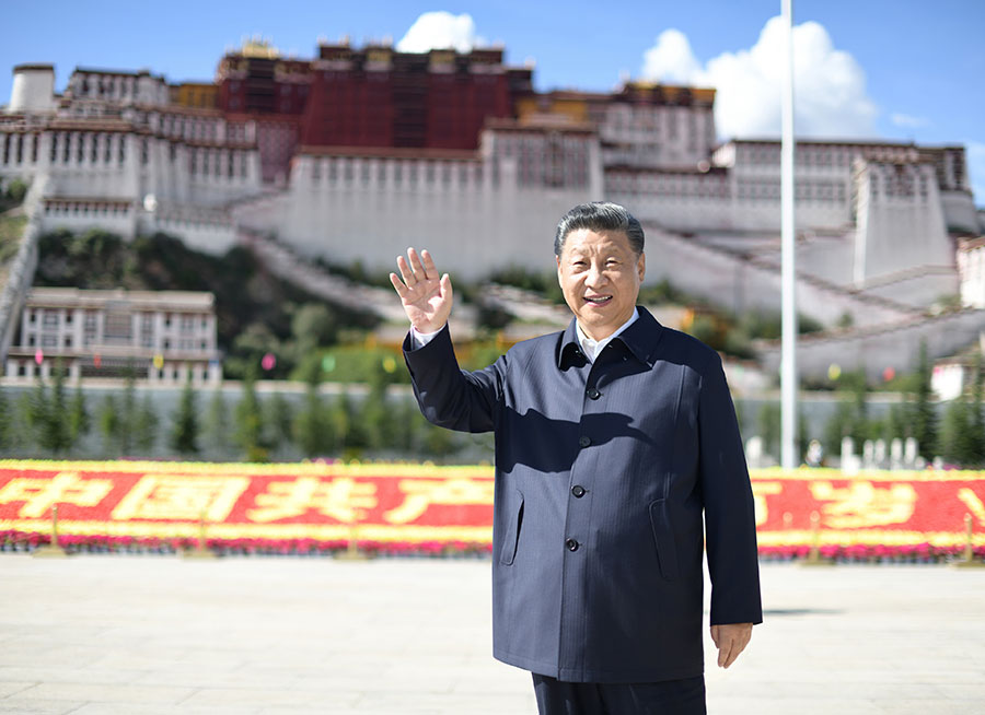 学习进行时丨像石榴籽一样紧紧抱在一起——习近平总书Bwin必赢记推动民族团结的故事(图3)