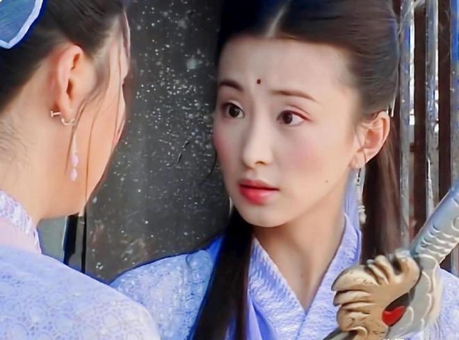 明星相亲有多傲慢？44岁女演员在相亲角问大妈能不能“不生娃”(图4)