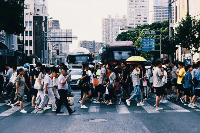 勇闯相亲市场的年轻人越来越忠于单身(图2)