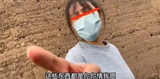 35岁女子带相亲对象逛街看中价值6500的衣物男生反应出乎意料(图5)