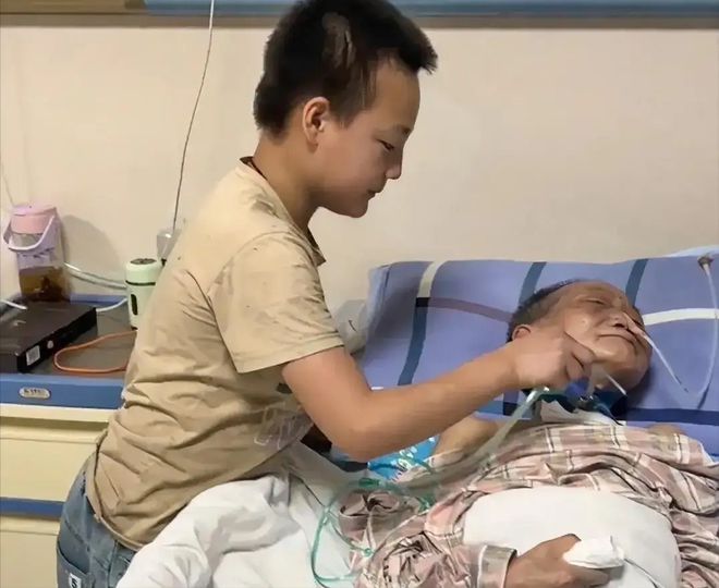 Bwin必赢38岁剩女相亲称要求不高30万彩礼离婚不退网友：这是诈骗未遂(图4)