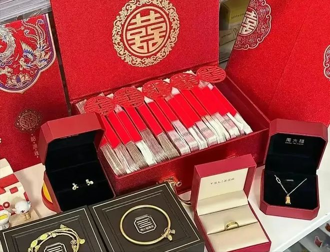 Bwin必赢38岁剩女相亲称要求不高30万彩礼离婚不退网友：这是诈骗未遂(图5)