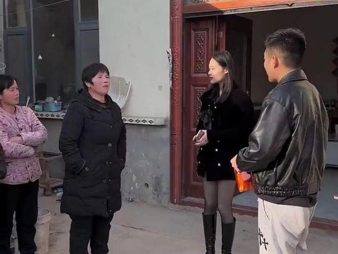Bwin必赢38岁剩女相亲称要求不高30万彩礼离婚不退网友：这是诈骗未遂(图12)