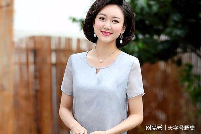 妈妈陪女儿相亲没想到和男方一见钟情怀孕后才被女儿知道(图2)