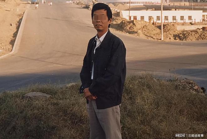 必赢那年我偷拿200块给同桌母亲看病10年后去相亲她母亲拦住我(图3)