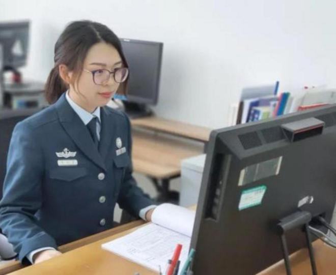 相亲奇遇记：高管竟要“陪睡”条件是给入职月薪一万五！(图8)