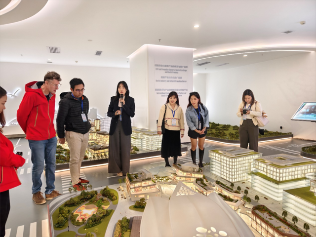 必赢国际【2024打卡中国】多元融合双向奔赴外国网红探索世界级湾区发展密码(图8)