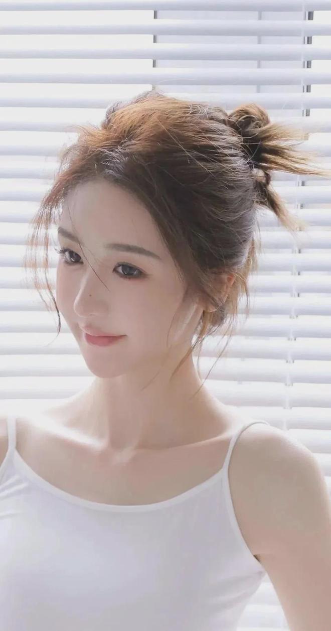 天美传媒春节回家必赢相亲的孟孟V1(图1)