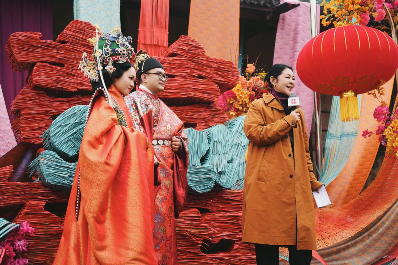 倪萍证婚！SoulApp非遗婚礼破圈：兴趣为桥真爱无界(图1)
