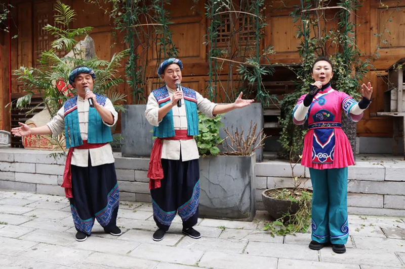 百姓“村晚”唱响乡村“好声音”(图2)