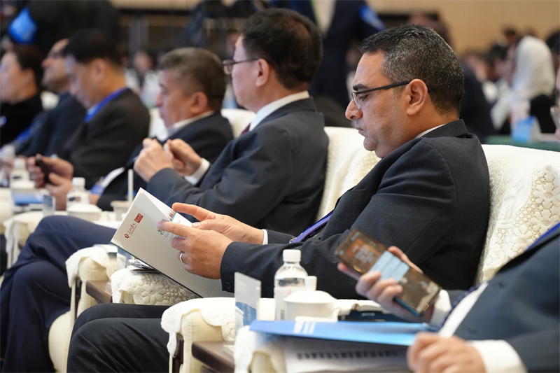 《共同的家园——上合组织成员国发展愿景民意调查报告》发布(图1)