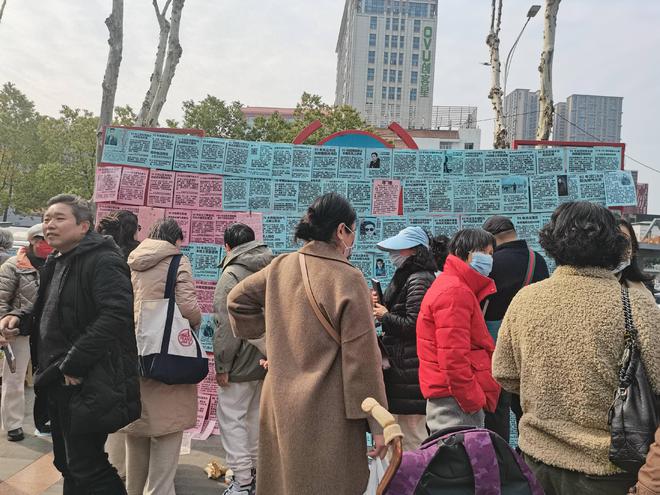 2025婚恋新趋势:房子车子OUT了!这三大标准正在刷新相亲市场(图1)