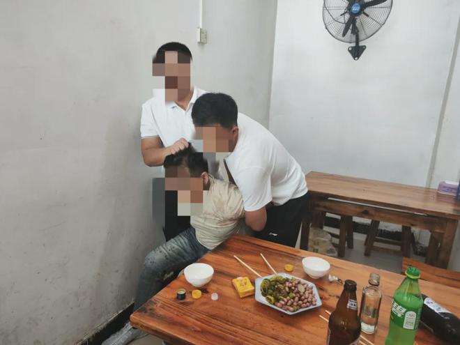 内蒙古警方破获特大新型网络制贩毒案缴获大量毒品并抓获21人！必赢国际(图2)