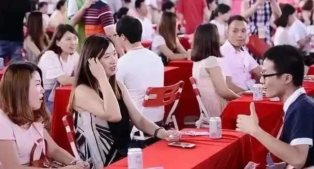 结婚人数再创新低相亲市场挤满了女性婚恋市场正在沦为女儿国必赢(图6)