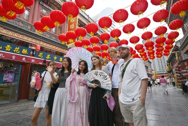 习近平推动“上海精神”焕发时代光彩(图10)