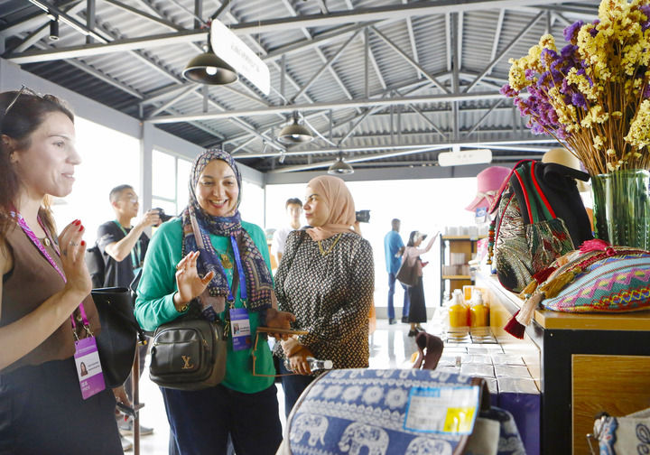 唱响“Bwin必赢南方声音”展现“南方担当”——媒体智库高端论坛为全球团结壮大积蓄前行力量(图9)