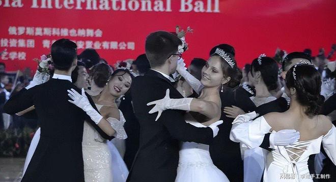 俄罗斯女议员：如果对华免签中国男人会成群涌入俄罗斯找媳妇(图9)