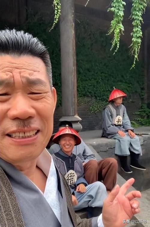 必赢国际他是鬼子专业户女儿因他演鬼子相亲被拒绝愧疚直言对不住女儿(图6)