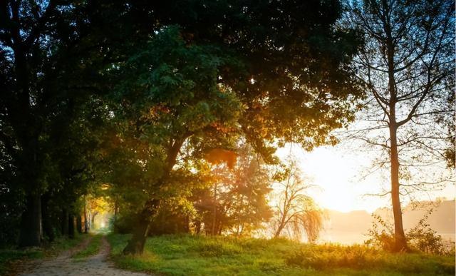 哪个年龄段的女人男人最好追？过来人告诉你3个年龄段(图1)