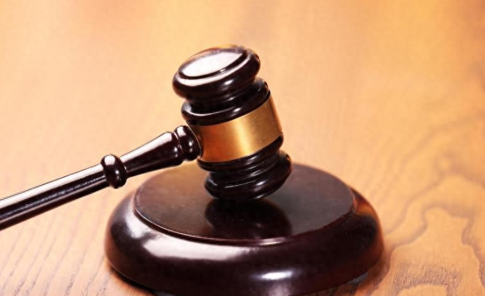 三个渣女耍玩一个老头出卖色相甜言蜜语之下骗走60多万元!(图1)