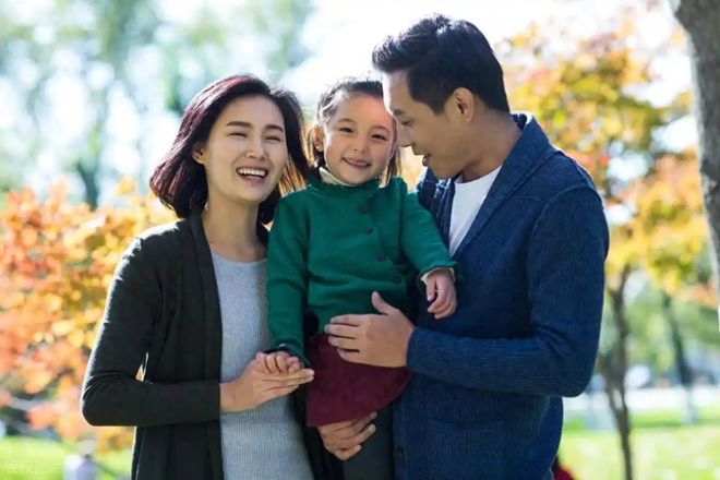 独生女家庭的新抉择:只要女儿幸福女婿是谁重要吗?(图1)