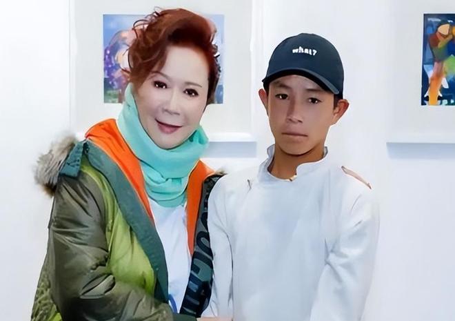 钱再多也无用!64岁身价千万的蔡明如今现状给中年女人提了个醒(图12)