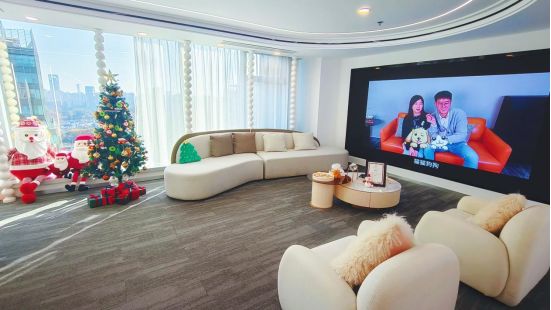 拍拖上海：深耕沪上十五载专业相亲服务助力24亿单身者寻爱(图1)