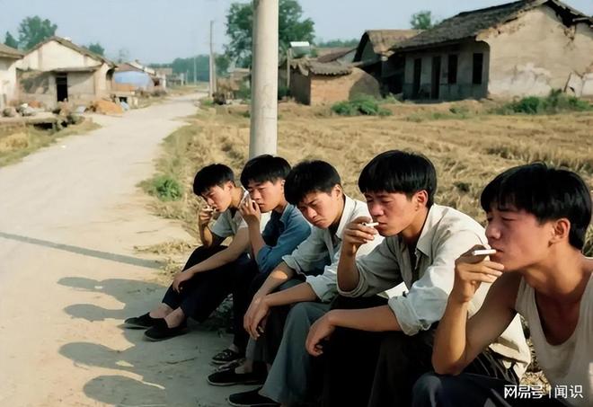 3000万光棍的困境正在被化解?2025年的婚恋现实出人意料(图2)