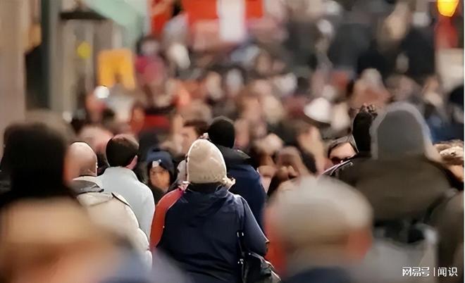 3000万光棍的困境正在被化解?2025年的婚恋现实出人意料(图3)