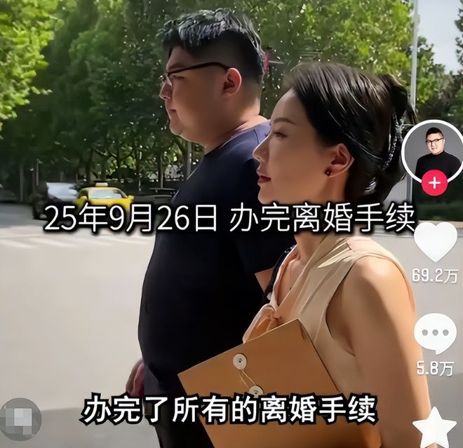 流量喂不饱婚姻网红猴哥的体面被前妻何钰欣一条官宣撕得粉碎(图2)