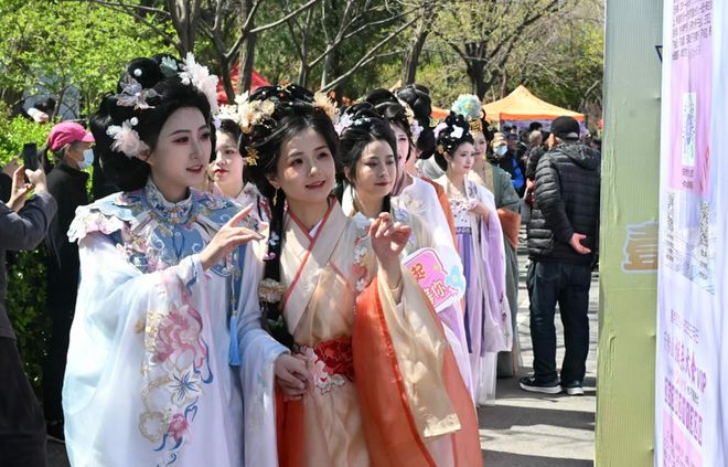 必赢想脱单就上山！三月三千佛山相亲大会报名火热进行中别错过(图4)