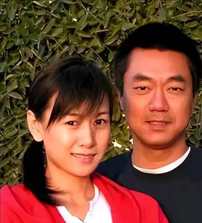 演员董勇:离婚后坚决不再婚45岁被嫂子“逼迫”相必赢国际亲竟娶到娇妻(图12)