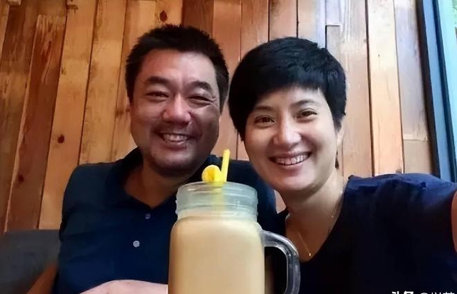 演员董勇:离婚后坚决不再婚45岁被嫂子“逼迫”相必赢国际亲竟娶到娇妻(图16)