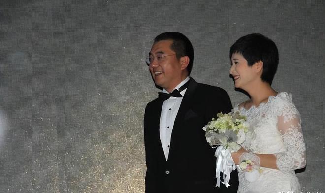 演员董勇:离婚后坚决不再婚45岁被嫂子“逼迫”相必赢国际亲竟娶到娇妻(图20)