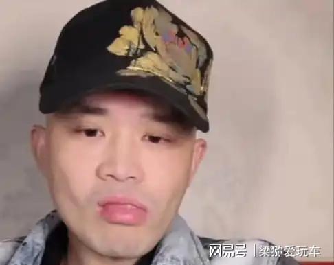 与刘晓庆同居6年今38岁交不起租相亲被拒崩溃(图4)